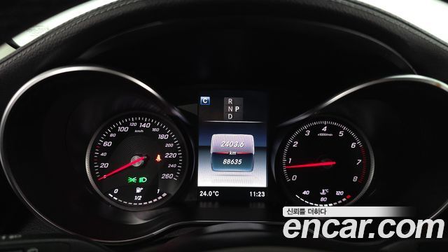 Mercedes-Benz GLC-Class 2019 — photo 8