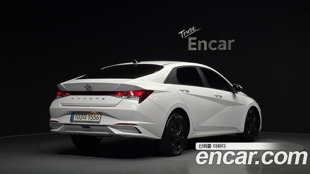 Hyundai AVANTE 2023 — photo 2