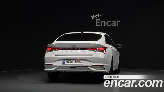 Hyundai AVANTE 2023 — photo 4