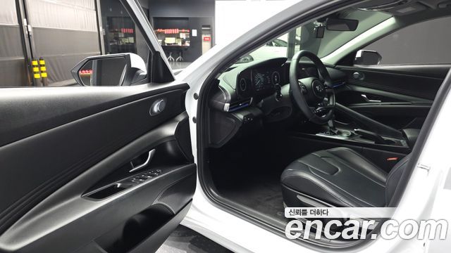 Hyundai AVANTE 2023 — photo 10