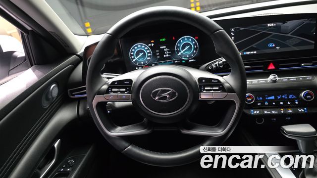 Hyundai AVANTE 2023 — photo 13