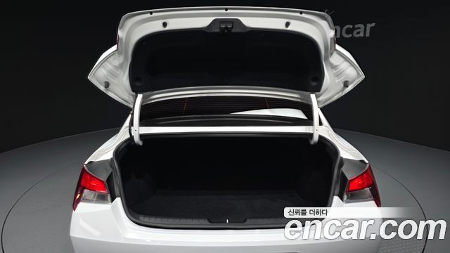 Hyundai AVANTE 2023 — photo 20