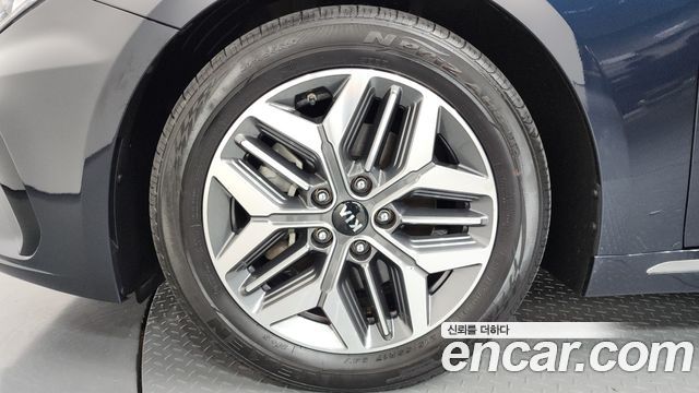 Kia K5 2019 — photo 5
