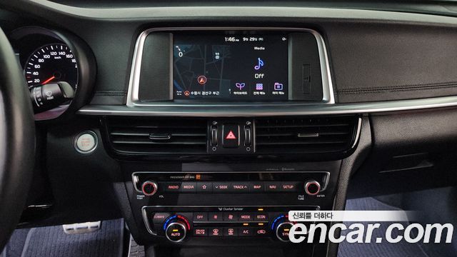 Kia K5 2019 — photo 18
