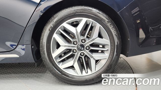 Kia K5 2019 — photo 7