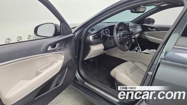 Genesis G70 2023 — photo 13