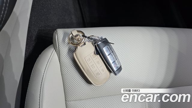 Genesis G70 2023 — photo 22