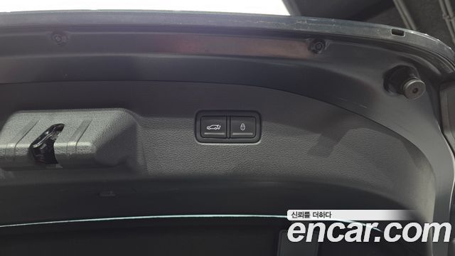 Genesis G70 2023 — photo 23