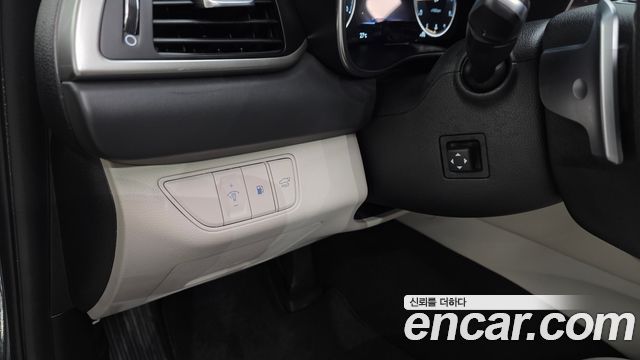 Genesis G70 2023 — photo 26