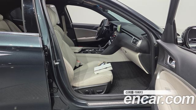 Genesis G70 2023 — photo 16