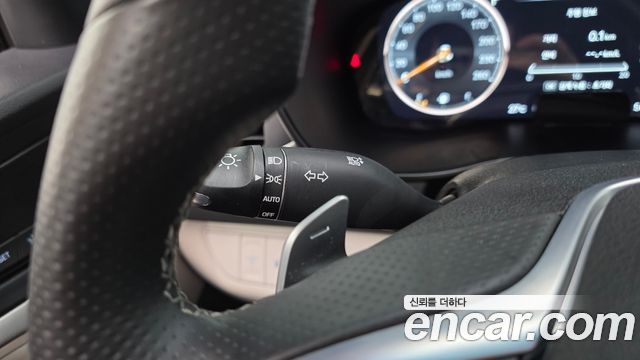 Genesis G70 2023 — photo 27