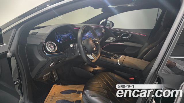 Mercedes-Benz EQS 2023 — photo 19