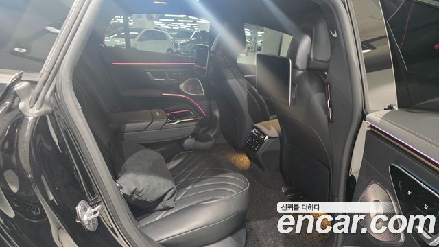 Mercedes-Benz EQS 2023 — photo 20