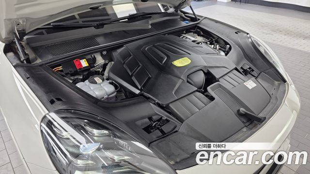 Porsche Cayenne 2022 — photo 6