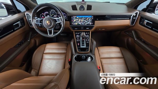 Porsche Cayenne 2022 — photo 10