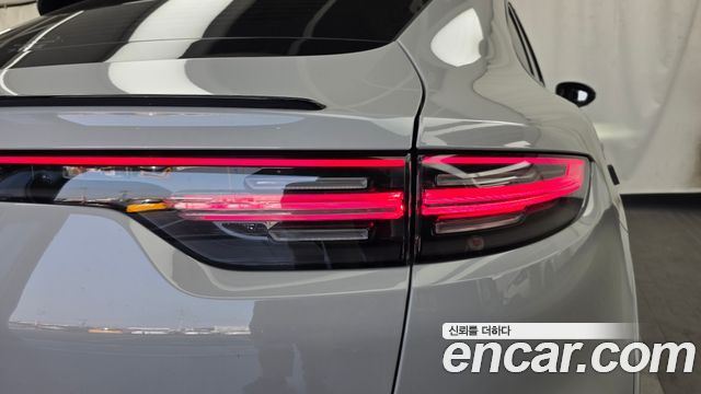 Porsche Cayenne 2022 — photo 9