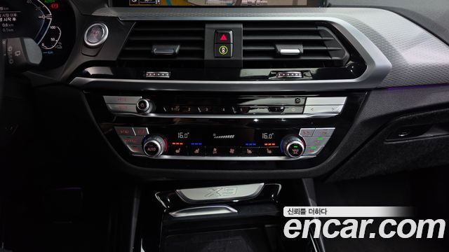 BMW X3 2021 — photo 32