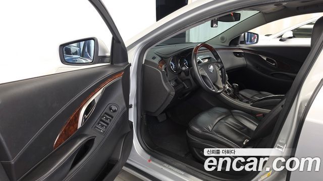 Chevrolet Korea Alpheon 2011 — photo 10