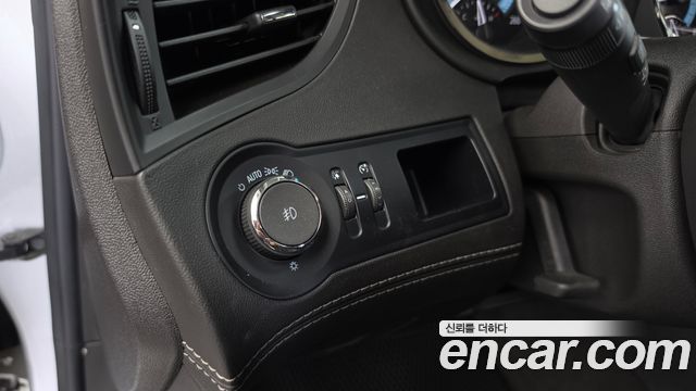 Chevrolet Korea Alpheon 2011 — photo 16