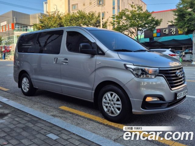 Hyundai Starex 2020 — photo 2