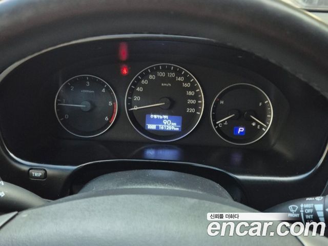 Hyundai Starex 2020 — photo 8