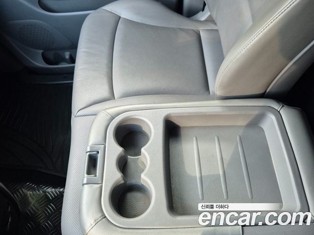 Hyundai Starex 2020 — photo 10