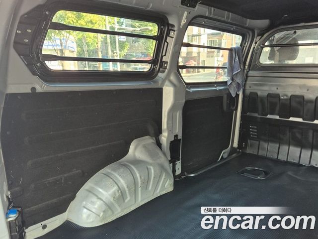 Hyundai Starex 2020 — photo 16