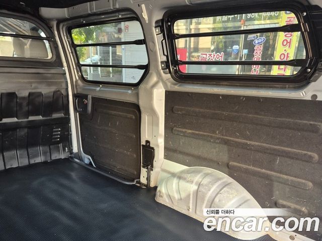 Hyundai Starex 2020 — photo 17