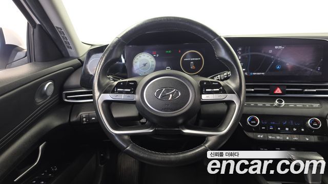 Hyundai AVANTE 2021 — photo 13