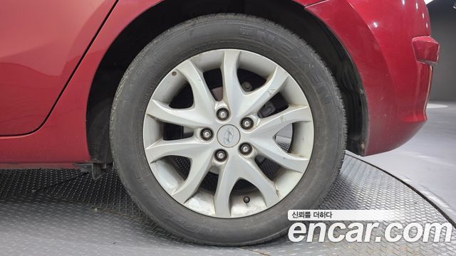 Hyundai i30 2008 — photo 5