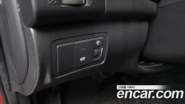 Hyundai i30 2008 — photo 12