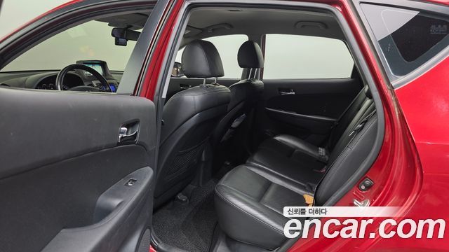 Hyundai i30 2008 — photo 17