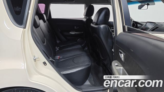 Kia Soul 2012 — photo 18