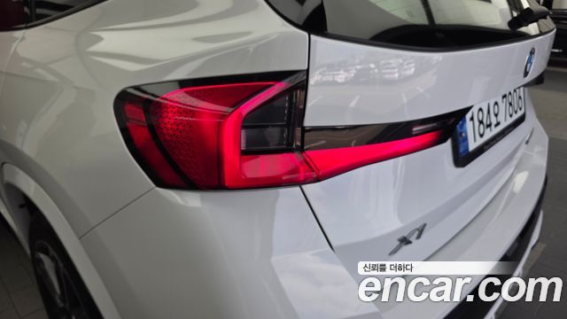 BMW X1 2023 — photo 9