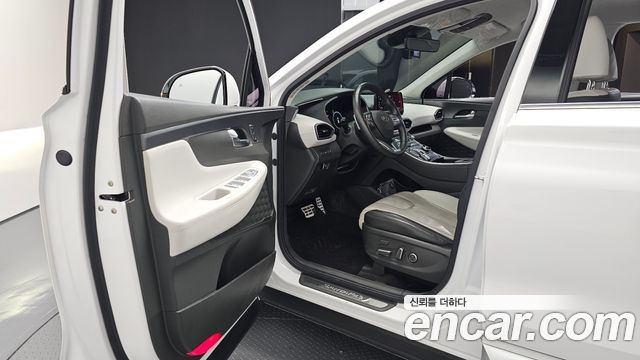 Hyundai Santafe 2021 — photo 13