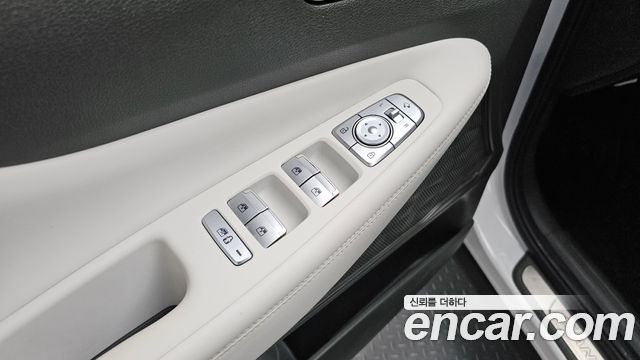 Hyundai Santafe 2021 — photo 31