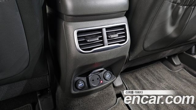 Hyundai Santafe 2021 — photo 34