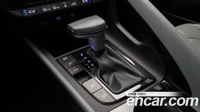 Hyundai AVANTE 2024 — photo 12