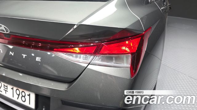 Hyundai AVANTE 2024 — photo 9
