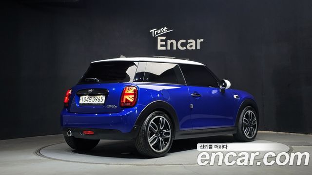 Mini Cooper 2019 — photo 2