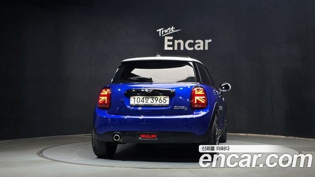 Mini Cooper 2019 — photo 4