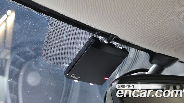 Mini Cooper 2019 — photo 28