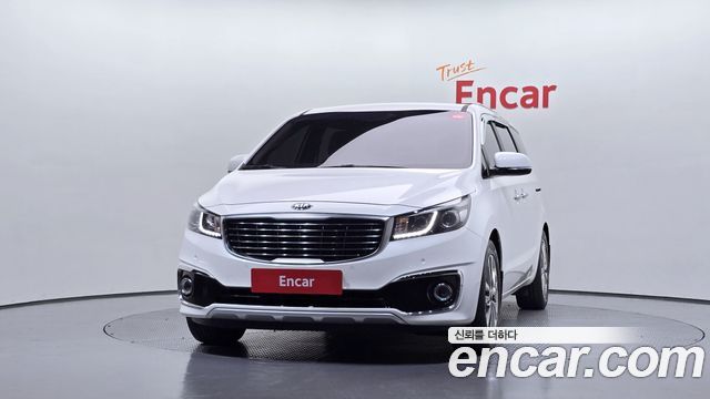 Kia Canival 2015 — photo 3