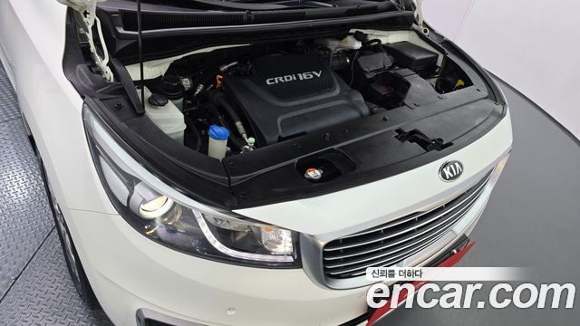Kia Canival 2015 — photo 6