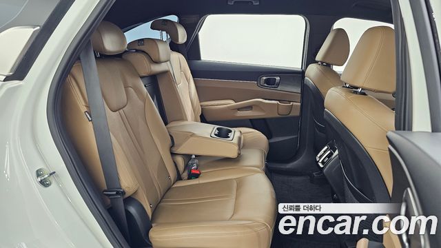 Kia Sorento 2024 — photo 18