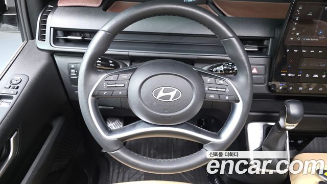 Hyundai Staria 2025 — photo 20