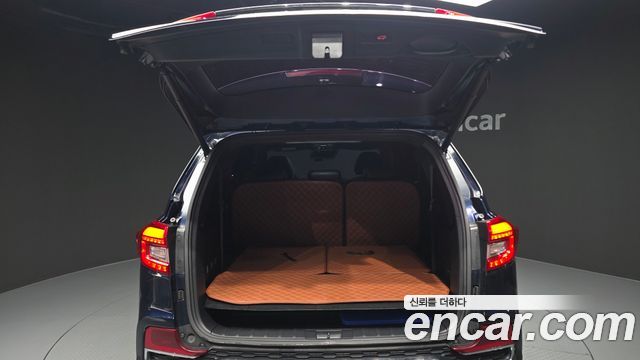 KG Mobility Rexton 2018 — photo 32