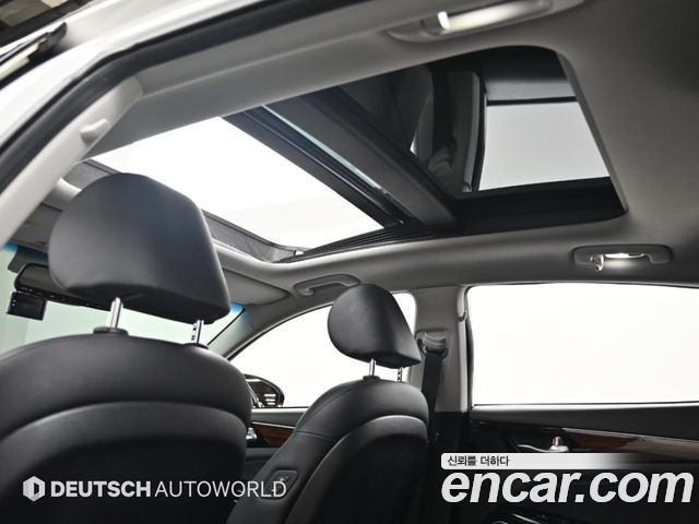 Kia K7 2016 — photo 9