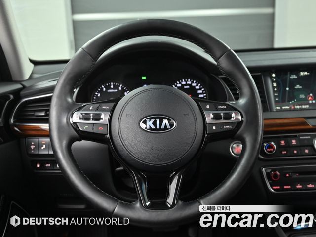 Kia K7 2016 — photo 11