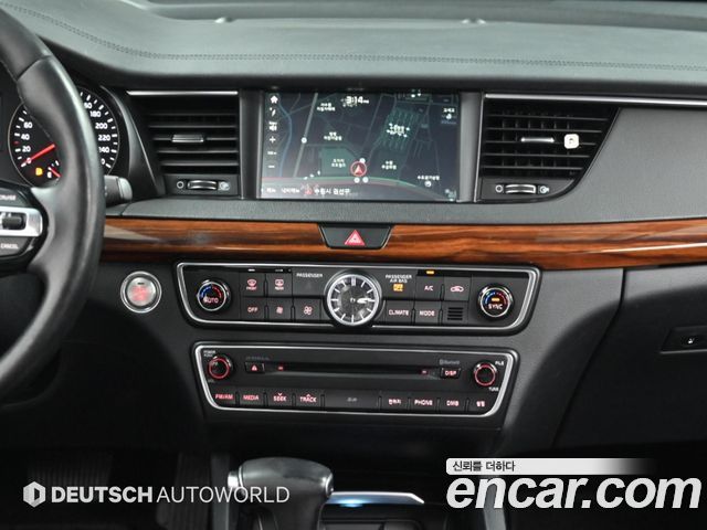 Kia K7 2016 — photo 12
